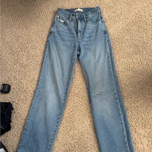 Madewell The Perfect Vintage Straight Crop Jean light wash. Size 23